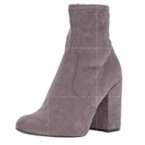NWB Steve Madden Gaze Ankle Bootie, Grey, 6 M US